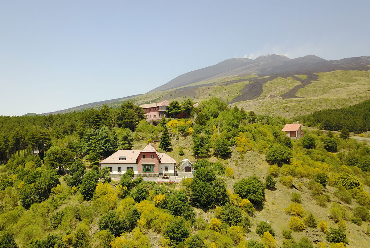 Hotel Villa Dorata in Ragalna, Italy